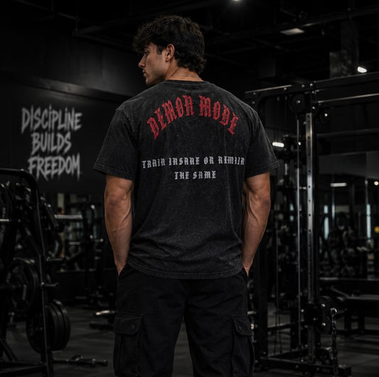 TRAIN INSANE OR REMAIN THE SAME OVER SIZE TEE